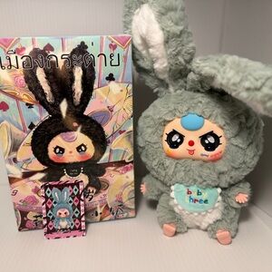 Baby Three Lily Rabbit Town V1 – Green  Bunny - Black Crying Eyes - New